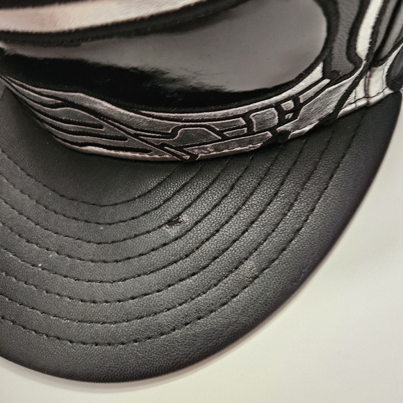 🌌🧢 Star Wars Ben Solo/ Kylo Ren Darkside 7 3/8 New Era Fitted Cap undervisor - Picture 6 of 6